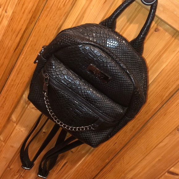 BCBG mini backpack - Picture 3 of 8